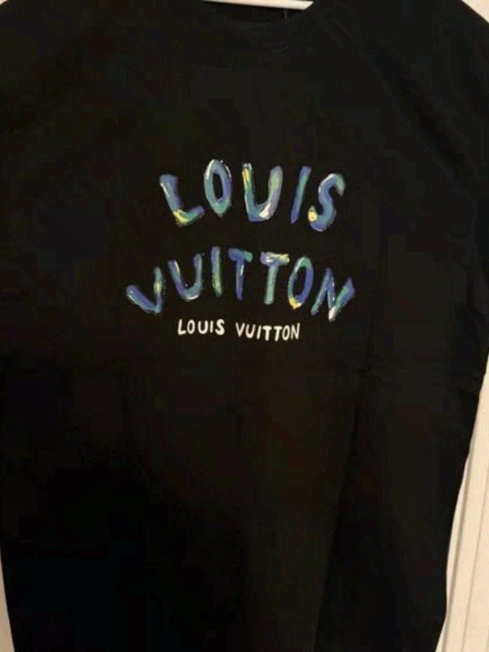 NWT Louis Vuitton Black Rainbow Logo Graphic Short Sleeve Crewneck T-Shirt